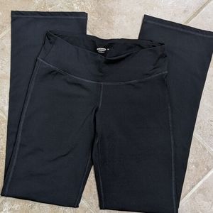 Old Navy straight leg lounge pants. Black. Med.